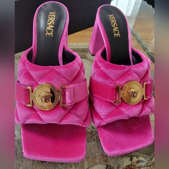 NWT Versace hot barbie pink mules in size 38.5 - Picture 1 of 6